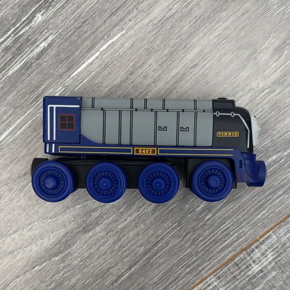 Wooden Vinnie - Picture 7 of 8